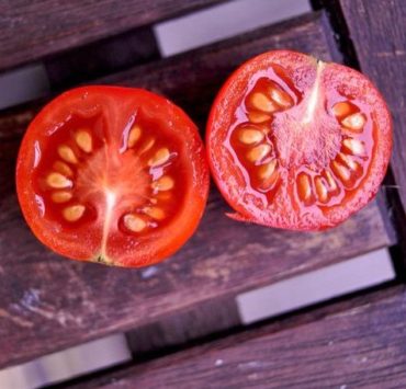 Jak sprytnie pokroić pomidorki koktajlowe? 17