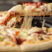 Szybki przepis na pizzę dla zabieganych 13