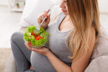 Żywienie w ciąży. Dieta dla kobiet spodziewających się dziecka 17
