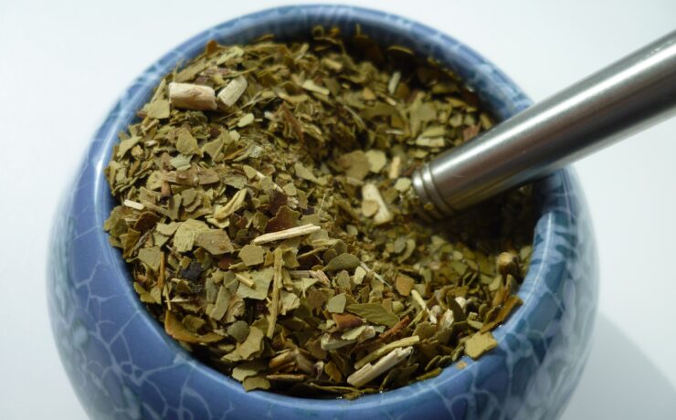 Yerba mate a różne metody parzenia - wpływ na smak i właściwości napoju 35